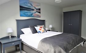 Lir Lodge